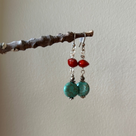 Turquoise and red coral earrings/bracelet - Picture 3 of 6